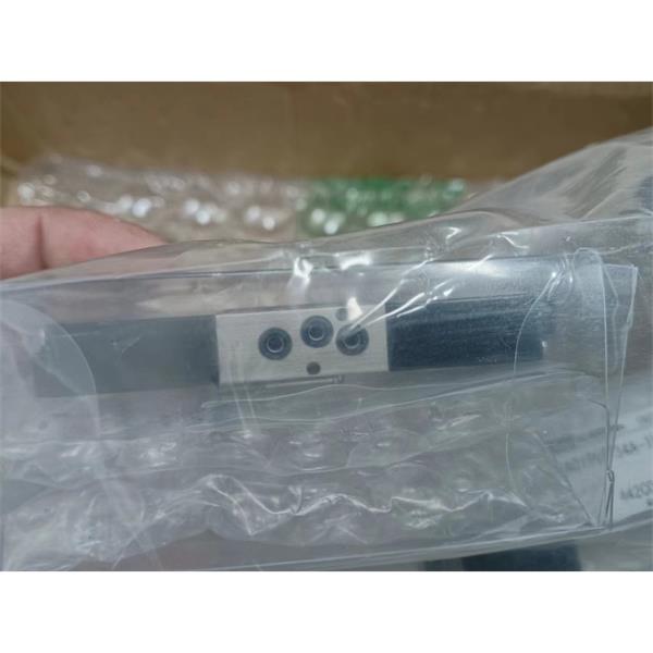 日本TRUSCO中山NICHIBAN膠帶切割機	BS-2200