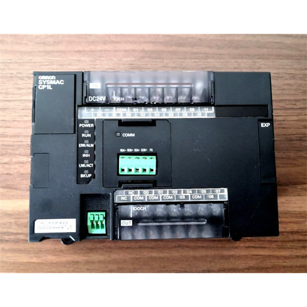 OMRON歐姆龍 接近傳感器E2E-X5D1-T-N 2M